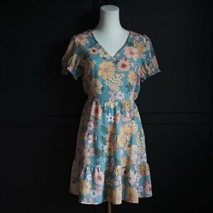 Monteau Los Angeles | Floral Ruffle Dress